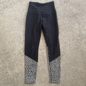Beyond Yoga high waisted 7/8 leggings sz XS